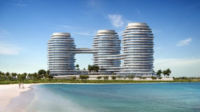 https://d13c6n7sgaw7ah.cloudfront.net/projects/images/la-mer-by-elie-saab-u04.webp