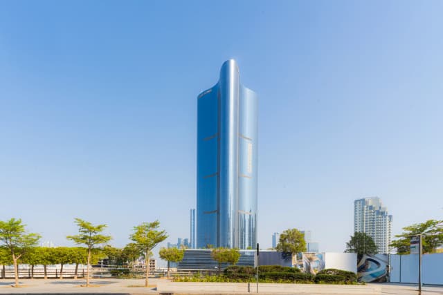 https://d13c6n7sgaw7ah.cloudfront.net/projects/images/leaf-tower-u13.webp