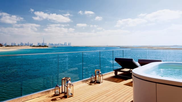 https://d13c6n7sgaw7ah.cloudfront.net/projects/images/sea-horse-villa-u03.webp