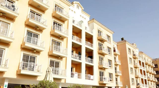 https://d13c6n7sgaw7ah.cloudfront.net/projects/images/tuscan-residence-1-u02.webp
