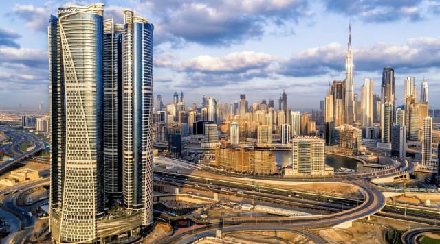 https://d13c6n7sgaw7ah.cloudfront.net/projects/images/damac-towers-by-paramount-u04.webp