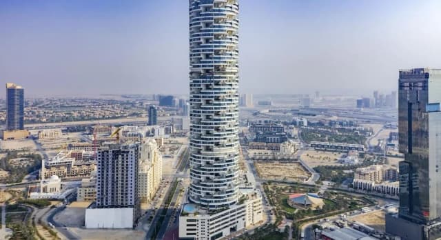 https://d13c6n7sgaw7ah.cloudfront.net/projects/images/five-at-jumeirah-village-circle-dubai-u02.webp