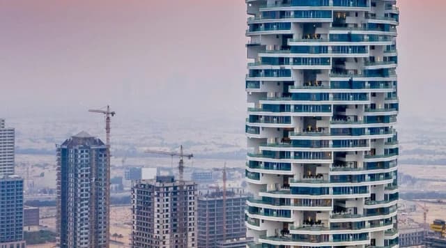 https://d13c6n7sgaw7ah.cloudfront.net/projects/images/five-at-jumeirah-village-circle-dubai-u04.webp