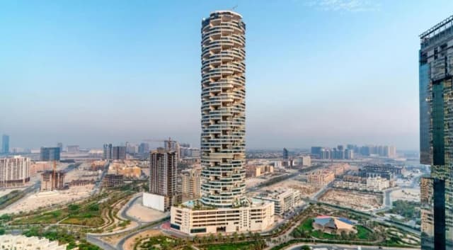 https://d13c6n7sgaw7ah.cloudfront.net/projects/images/five-at-jumeirah-village-circle-dubai-u05.webp