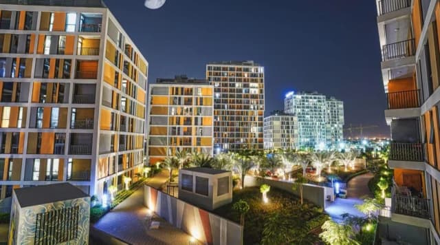 https://d13c6n7sgaw7ah.cloudfront.net/projects/images/midtown-dania-u05.webp