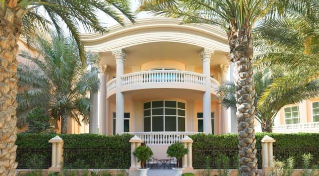 https://d13c6n7sgaw7ah.cloudfront.net/projects/images/raffles-the-palm-dubai-u02.webp